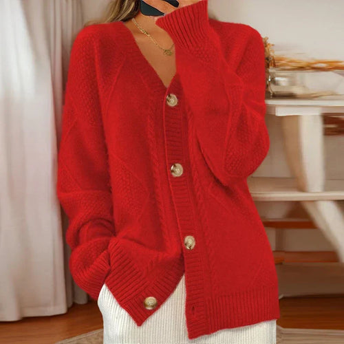 Bella™ – Elegant Cable-Knit Cardigan